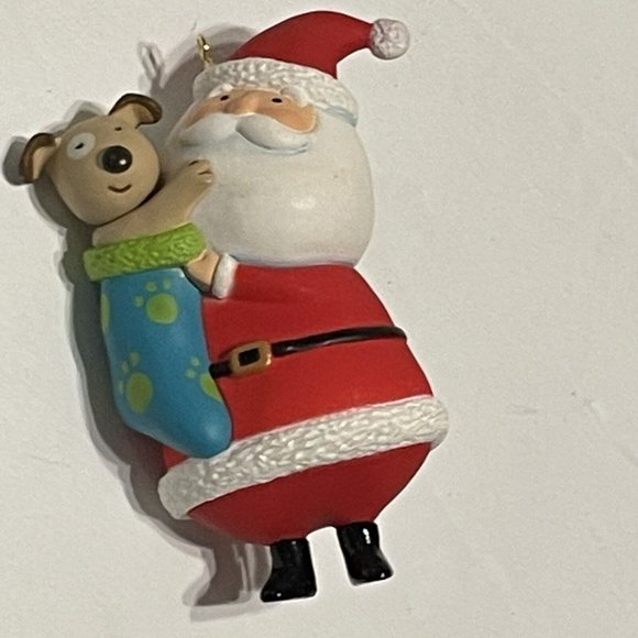 Hallmark Christmas Ornament Stocking Stuffing 2012 Santa Puppy Dog Exclusive VIP - Picture 2 of 8
